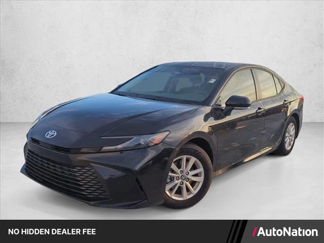 Used 2025 Toyota Camry LE FWD image 1
