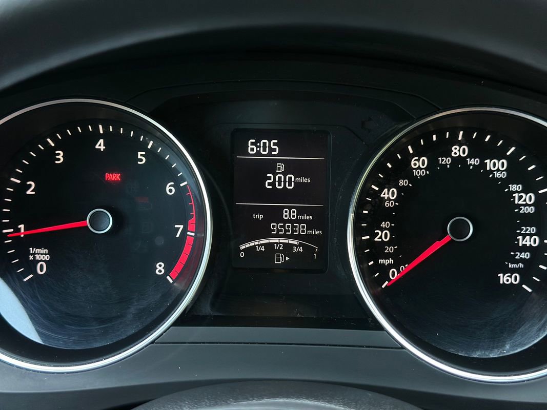 Used 2017 Volkswagen Jetta S w/ Jetta S Cold Weather Package image 9