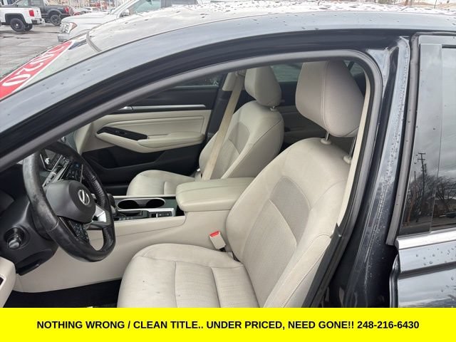 Used 2020 Nissan Altima 2.5 SV AWD/4WD image 9