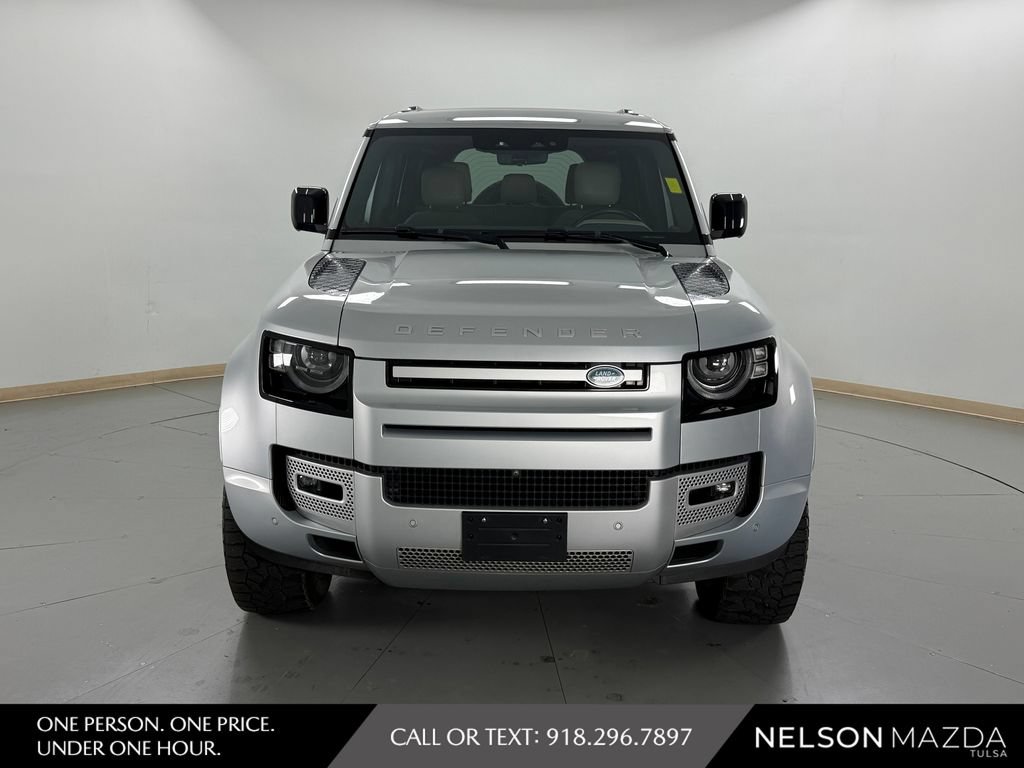 Used 2022 Land Rover Defender 110 XS Edition AWD/4WD image 2