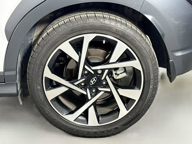 Used 2022 Hyundai Kona Limited image 47