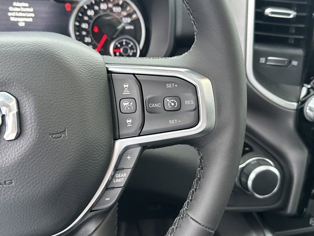 New 2026 RAM 1500 4x4 Crew Cab image 28