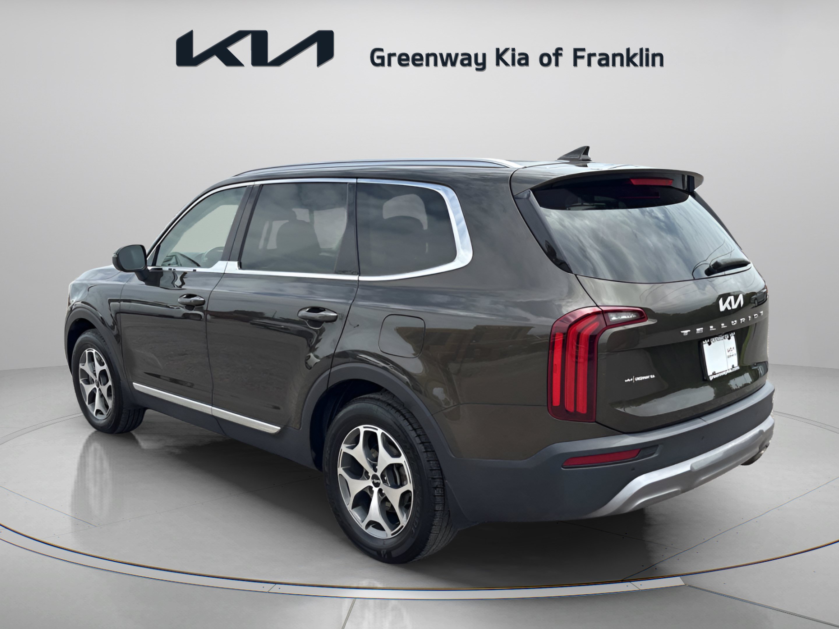 Used 2022 Kia Telluride EX FWD image 5