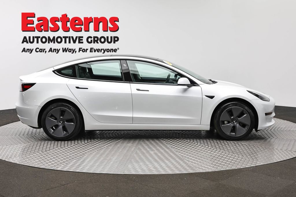 Used 2023 Tesla Model 3 Standard Range RWD image 4