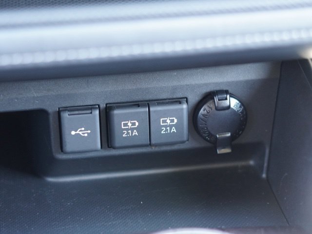 Certified 2021 Toyota Highlander Limited AWD/4WD image 34