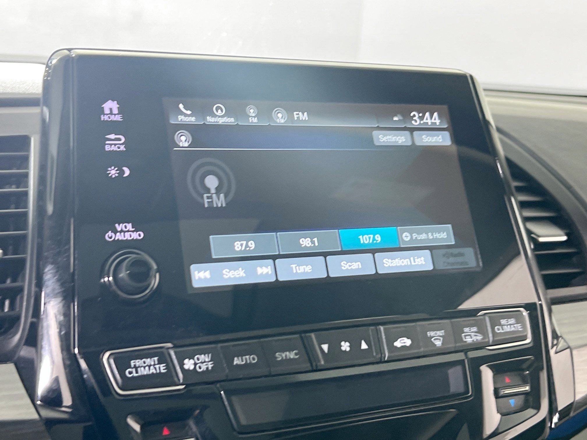 Used 2023 Honda Odyssey Elite image 15