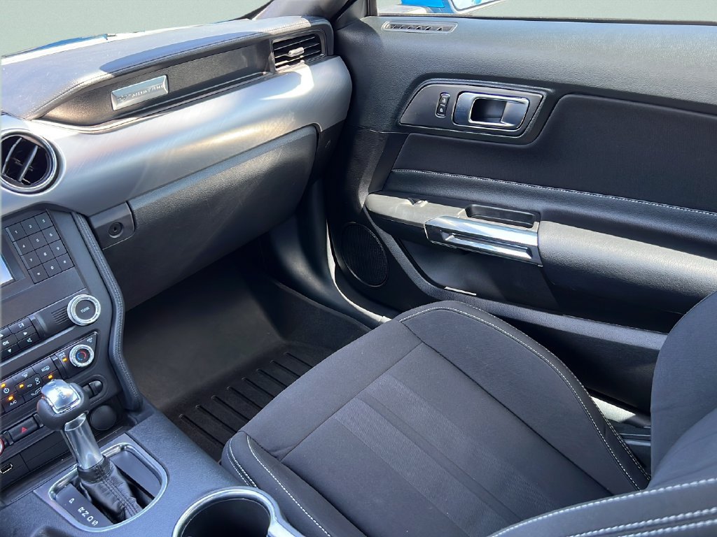 Used 2023 Ford Mustang GT RWD image 12