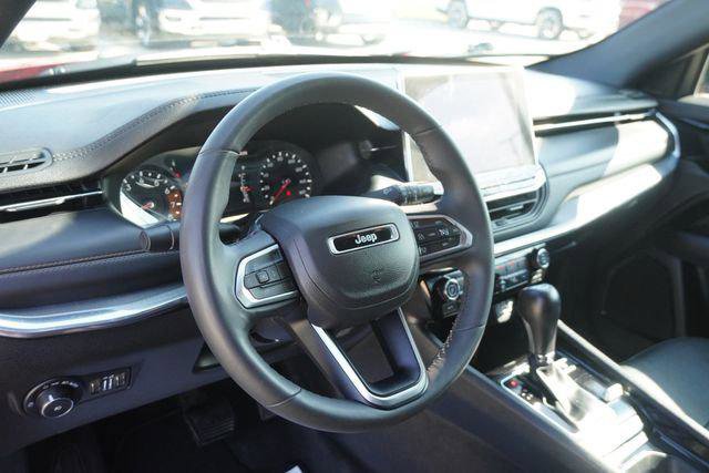 Certified 2023 Jeep Compass Limited image 19