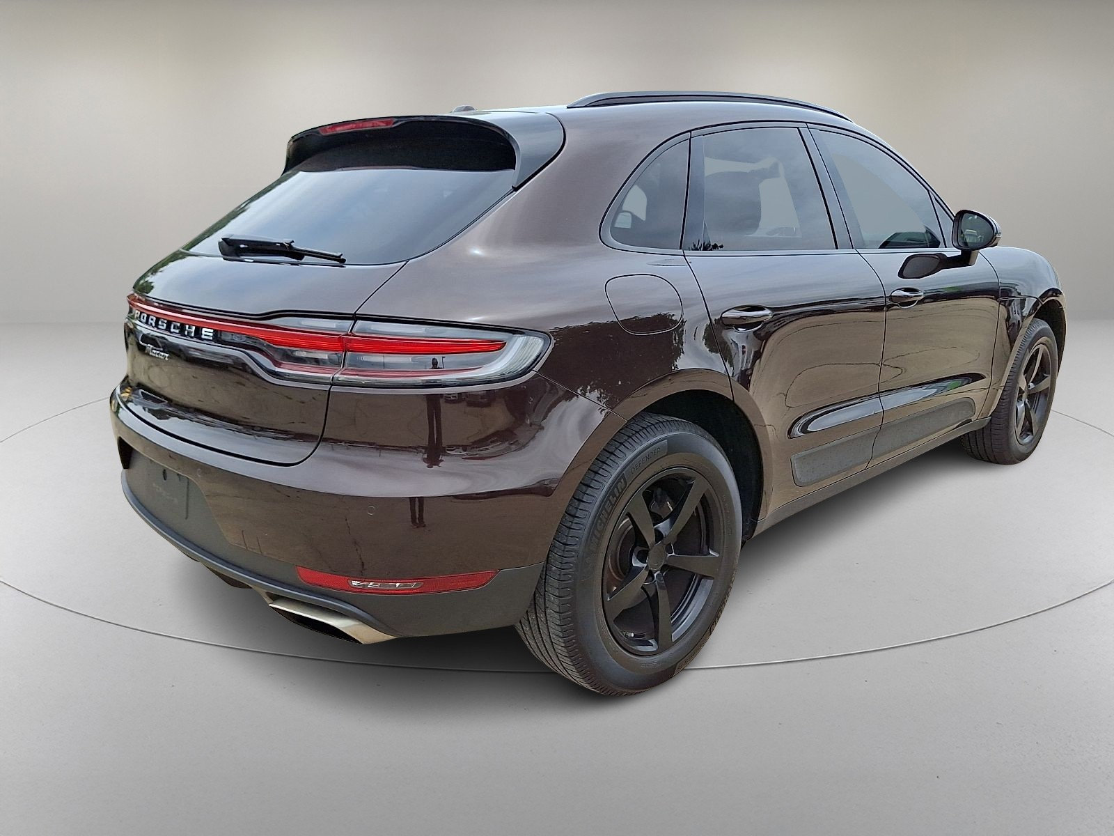 Used 2021 Porsche Macan AWD/4WD image 11