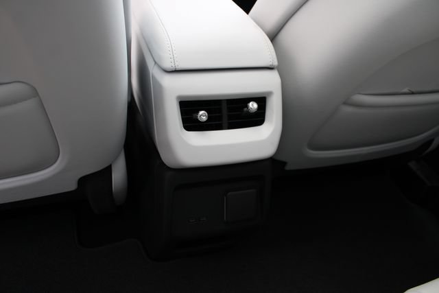 New 2027 Cadillac Optiq Luxury AWD/4WD image 27