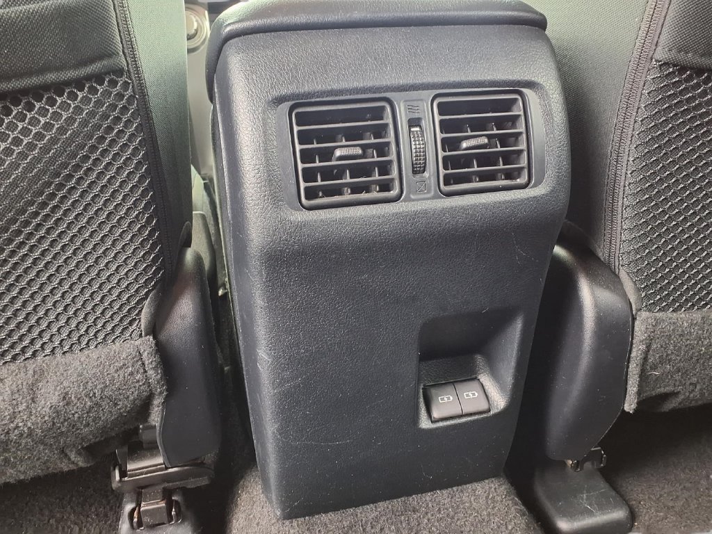 Used 2024 Toyota 4Runner SR5 AWD/4WD image 23