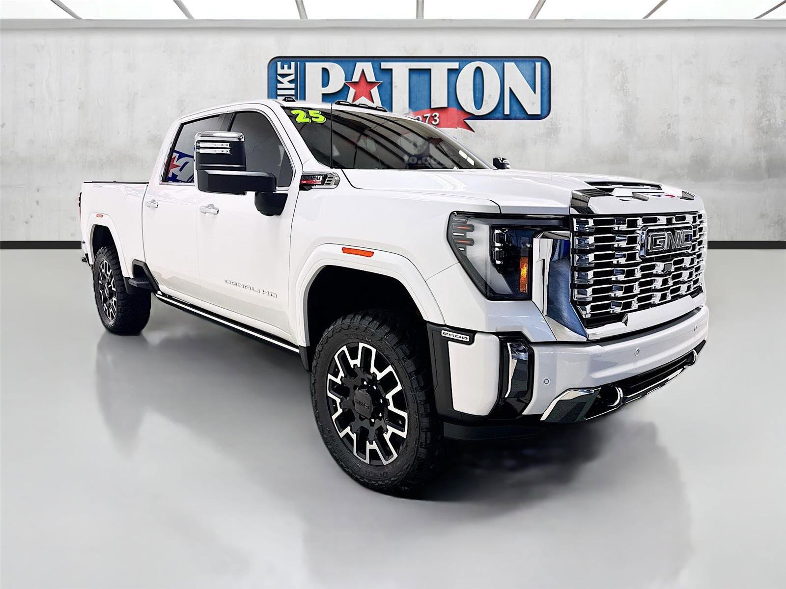 Used 2025 GMC Sierra 2500 Denali w/ Denali Reserve Package image 1