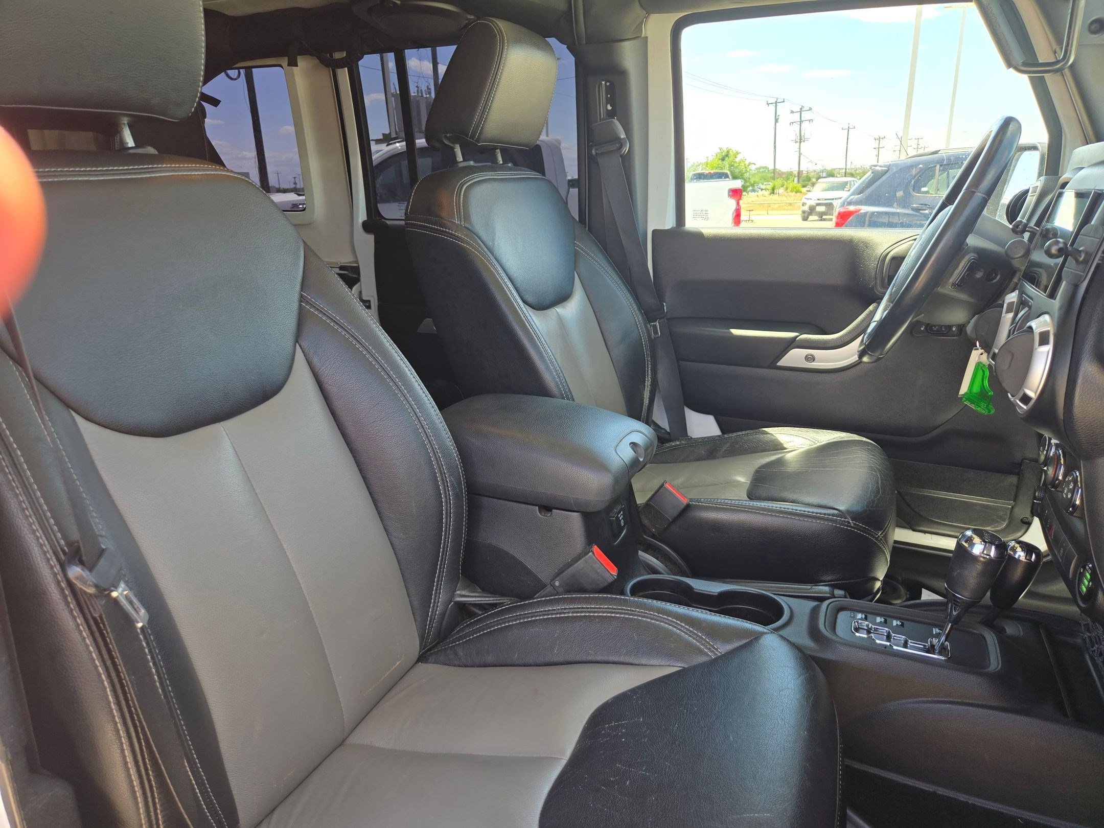 Used 2013 Jeep Wrangler Unlimited Sahara w/ Trailer Tow Group AWD/4WD image 22