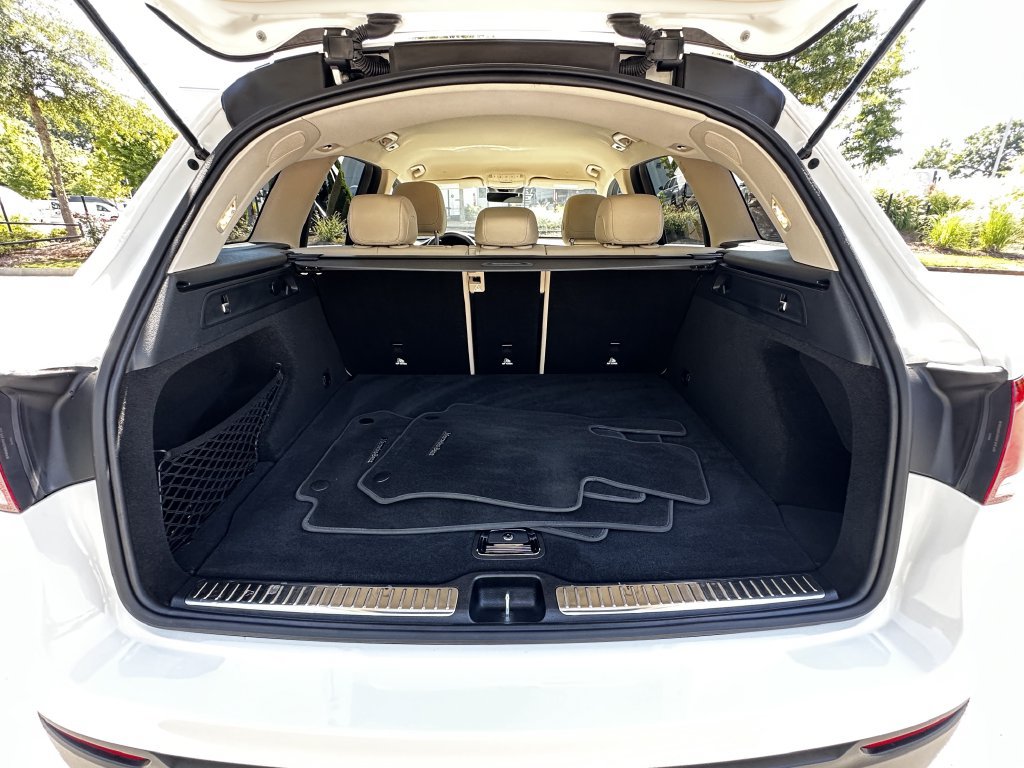 Certified 2022 Mercedes-Benz GLC 300 image 21