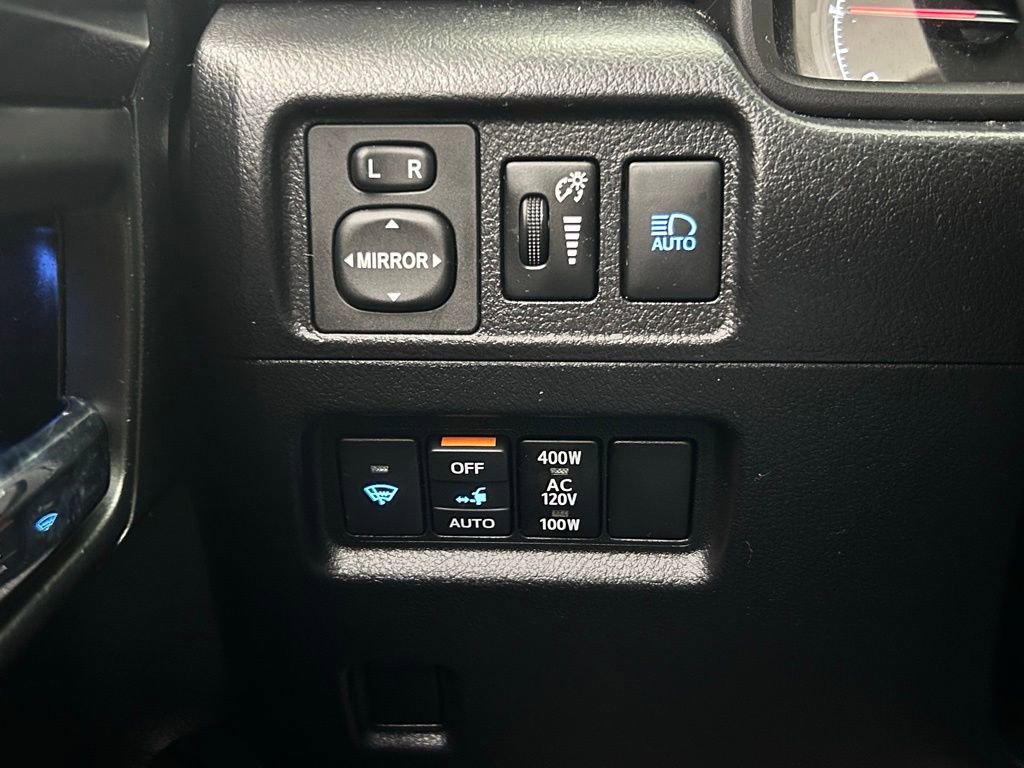 Used 2021 Toyota 4Runner Nightshade image 18