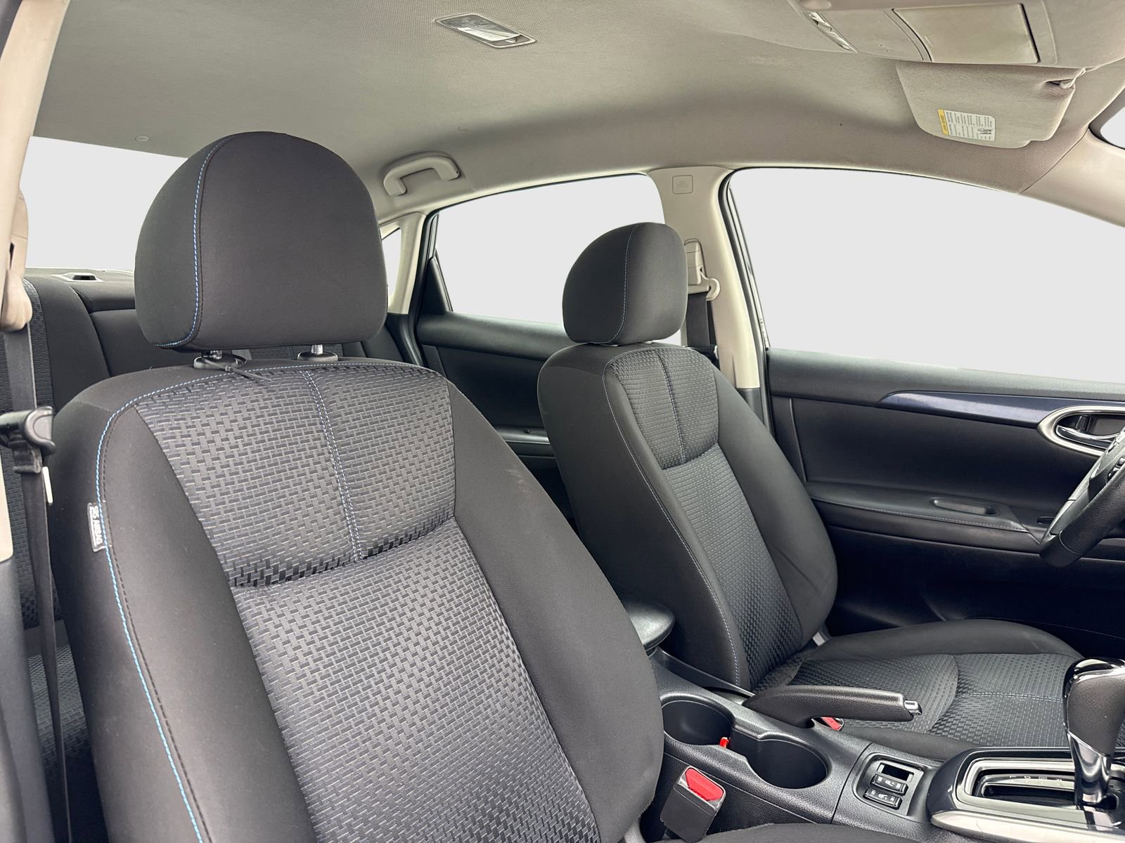 Used 2018 Nissan Sentra SR w/ SR Midnight Edition Package image 39