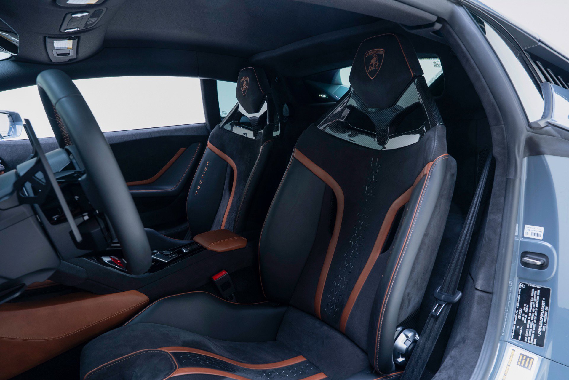 Used 2023 Lamborghini Huracan Tecnica RWD image 21