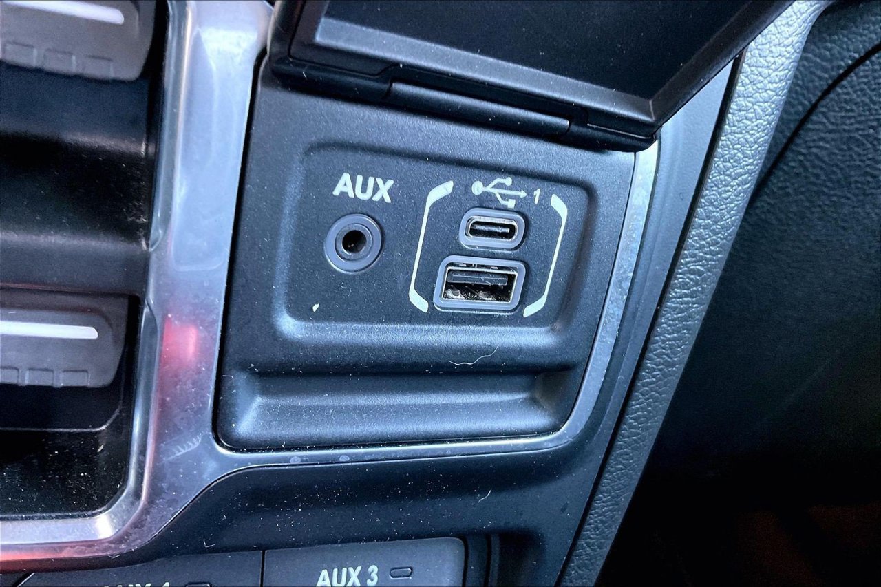 Used 2023 Jeep Wrangler Unlimited Sport AWD/4WD image 17