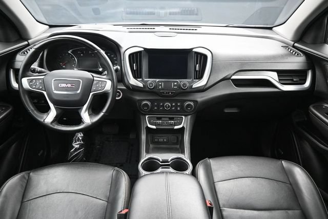 Used 2023 GMC Terrain SLT w/ Infotainment Package II AWD/4WD image 19