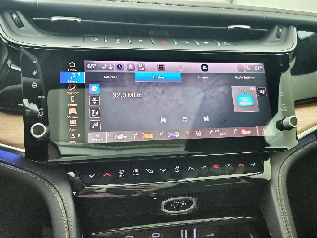New 2027 Jeep Grand Cherokee Summit AWD/4WD image 24