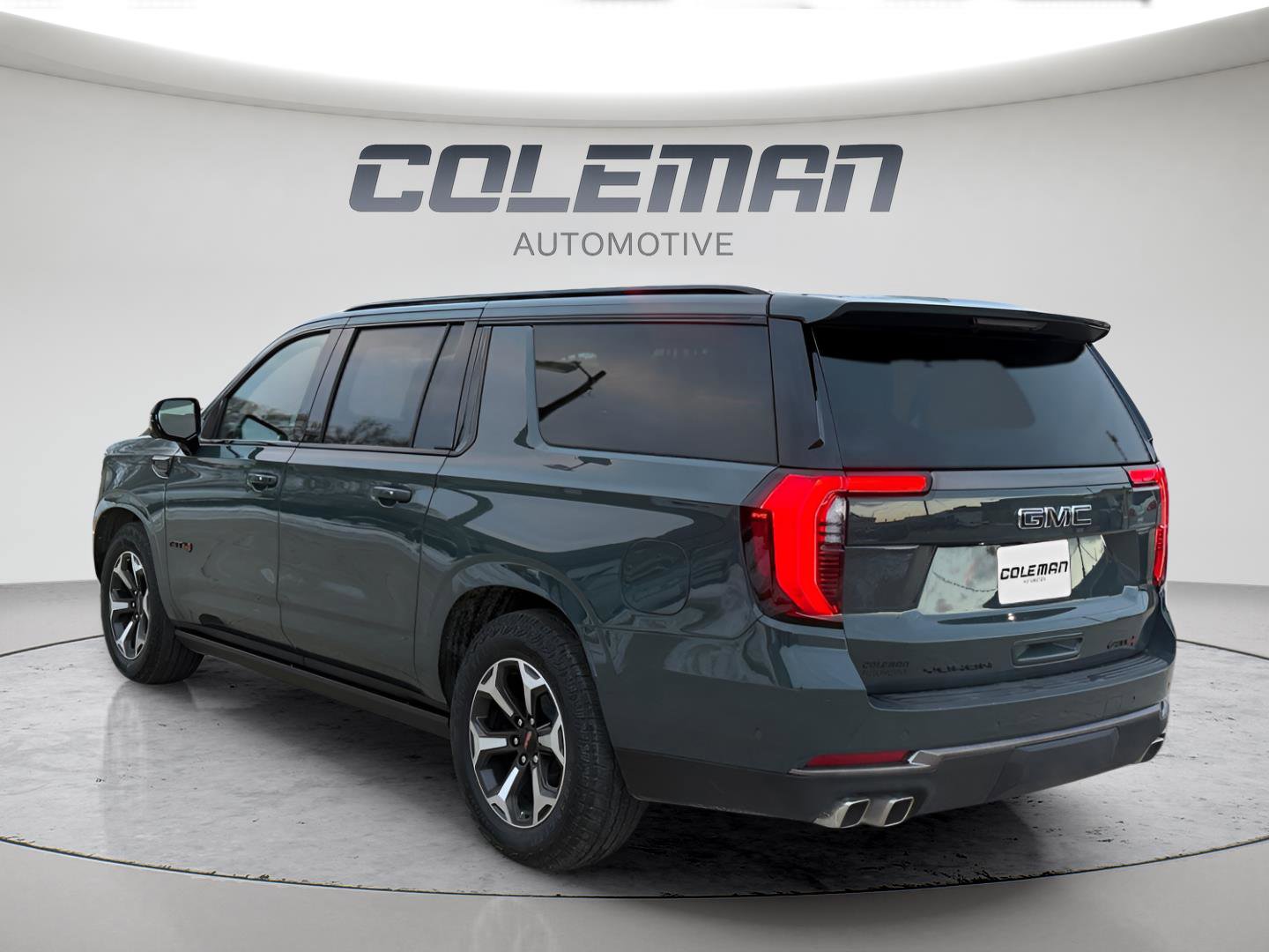 New 2026 GMC Yukon XL AT4 Ultimate image 3