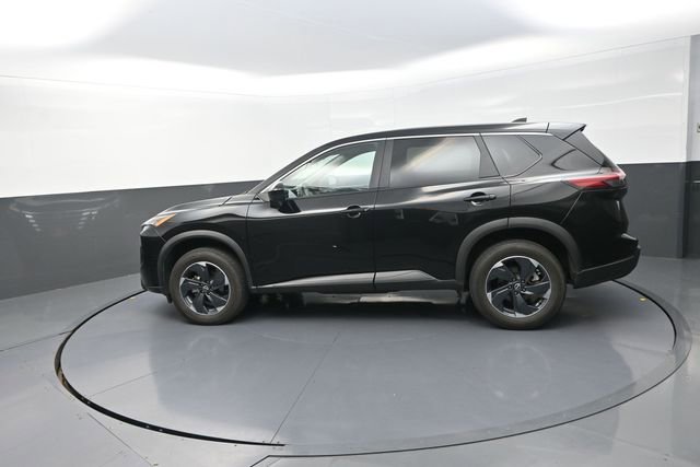 Used 2024 Nissan Rogue SV AWD/4WD image 43