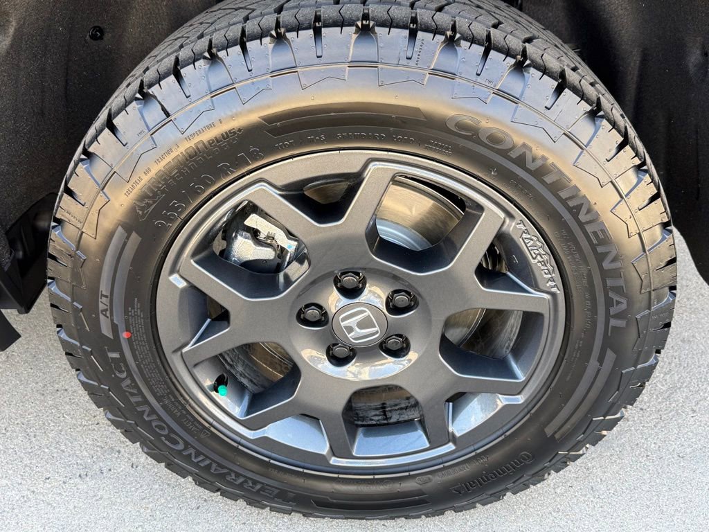 Certified 2025 Honda Pilot TrailSport image 12