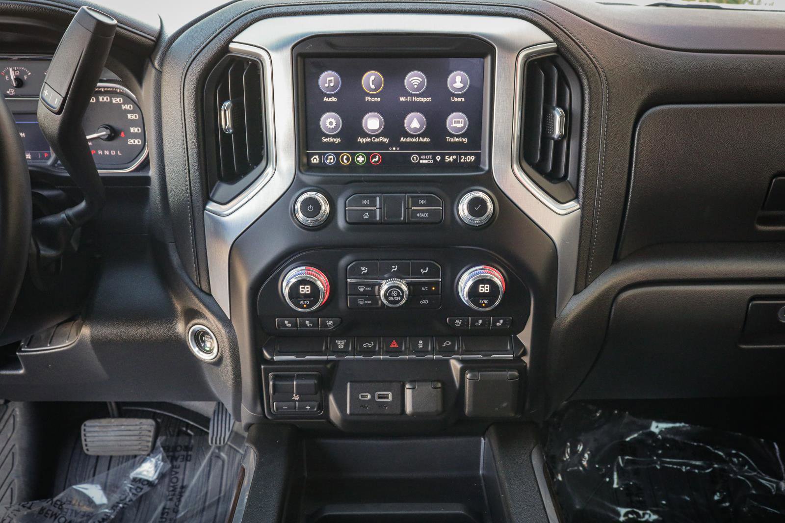 Used 2023 GMC Sierra 3500 SLT w/ SLT Convenience Package image 18