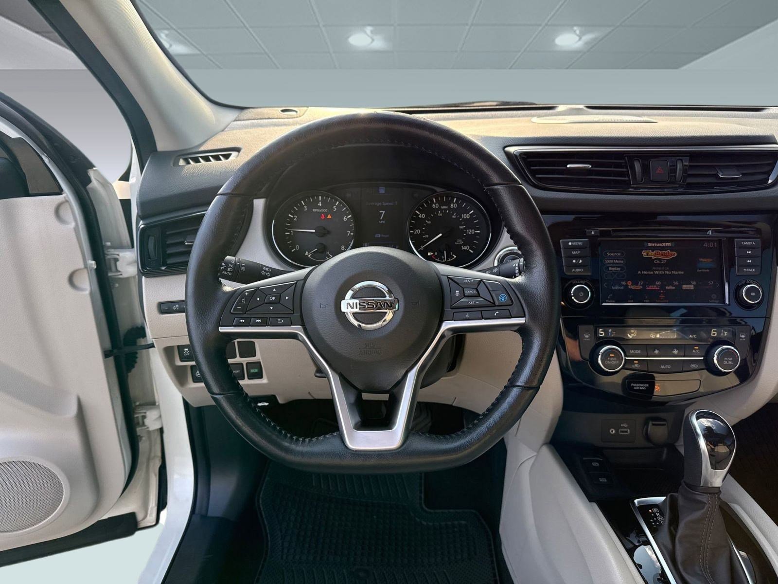 Used 2021 Nissan Rogue Sport SL w/ Premium Package image 25