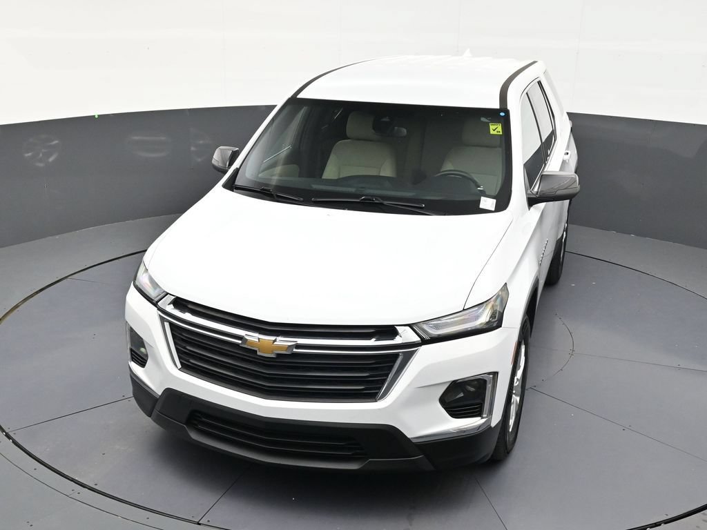 Used 2023 Chevrolet Traverse LS FWD image 19
