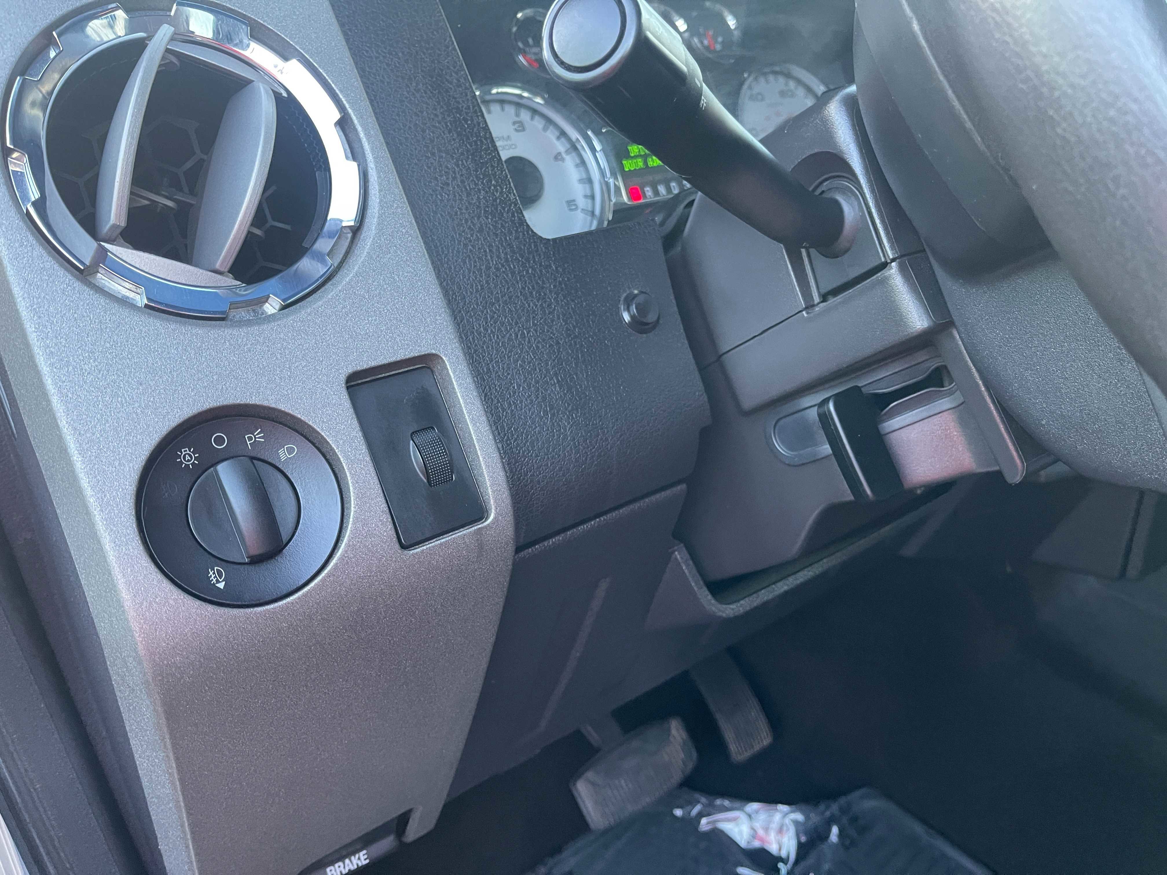 Used 2008 Ford F350 XL image 24