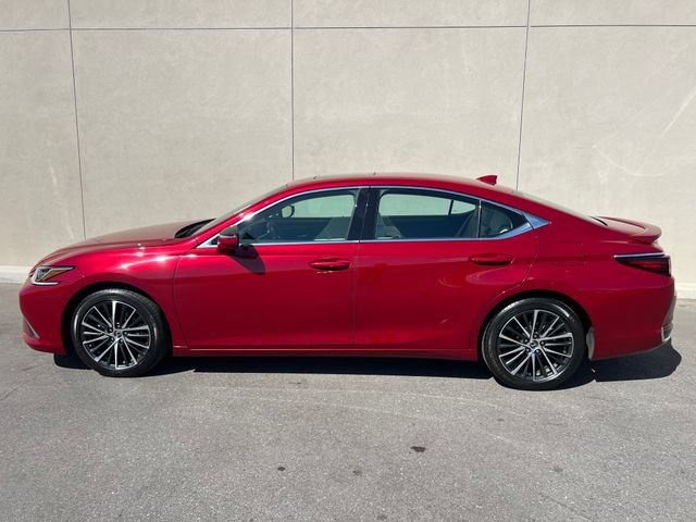 Used 2024 Lexus ES 300h w/ Premium Package FWD image 4
