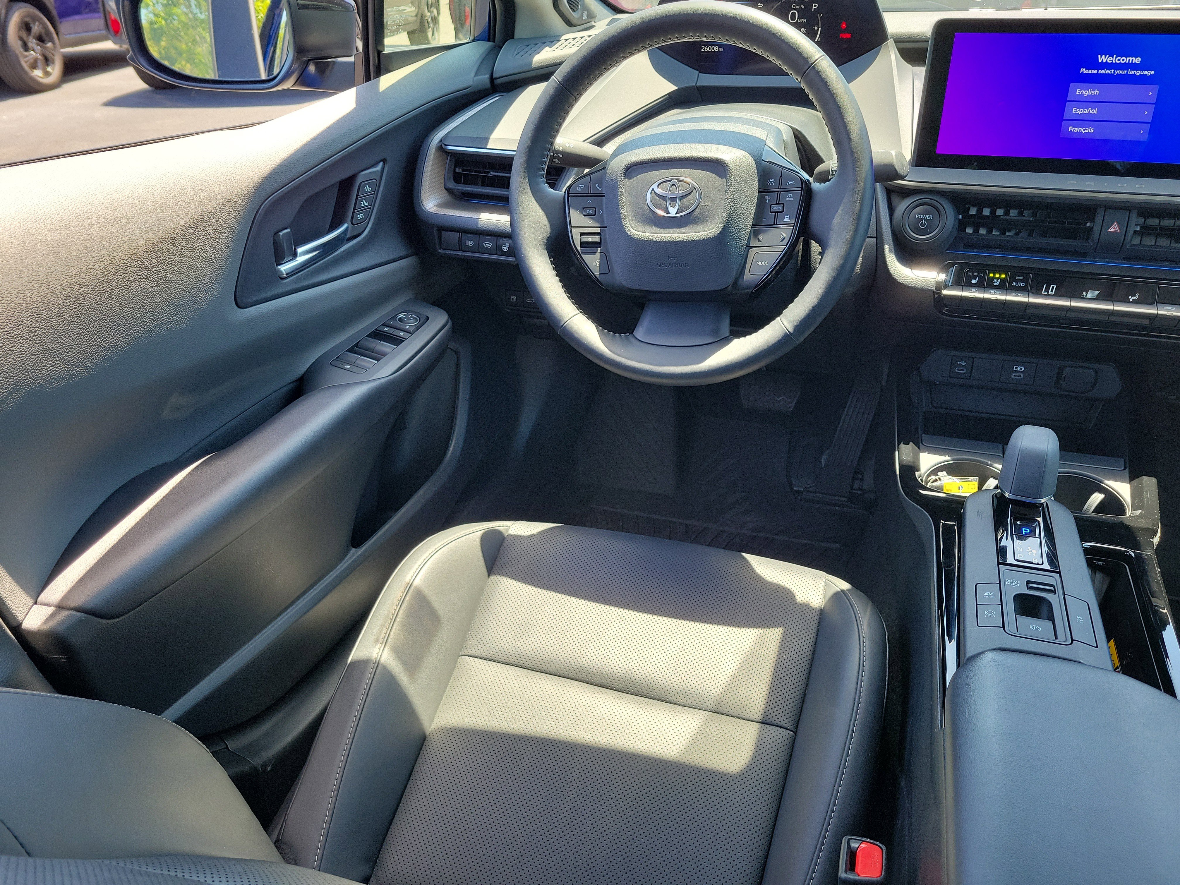 Used 2024 Toyota Prius Limited w/ Limited Premium Package FWD image 16