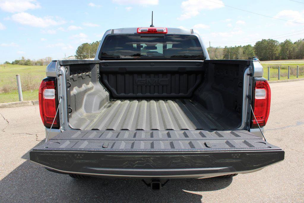 New 2026 GMC Canyon Elevation w/ Convenience Package RWD image 19