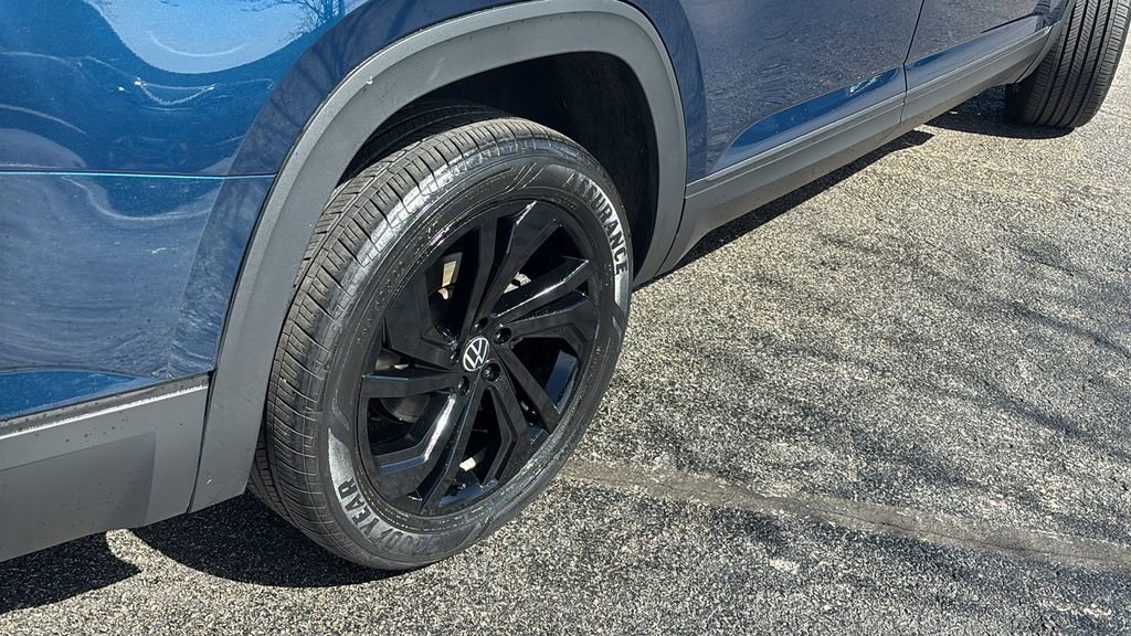 Used 2023 Volkswagen Atlas SE image 8