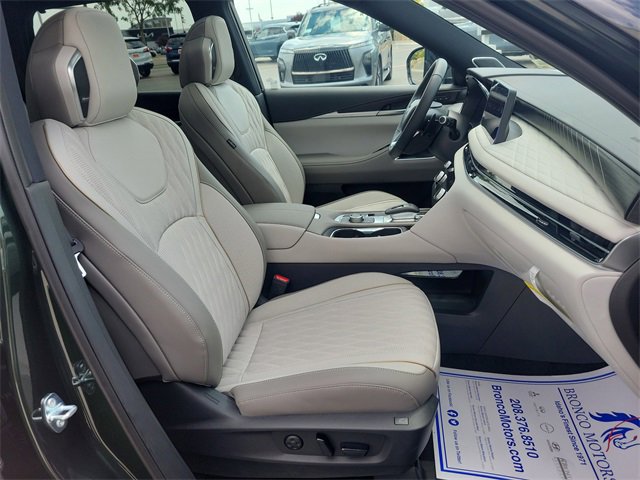 New 2026 INFINITI QX60 Autograph w/ Dark Cargo Package image 25