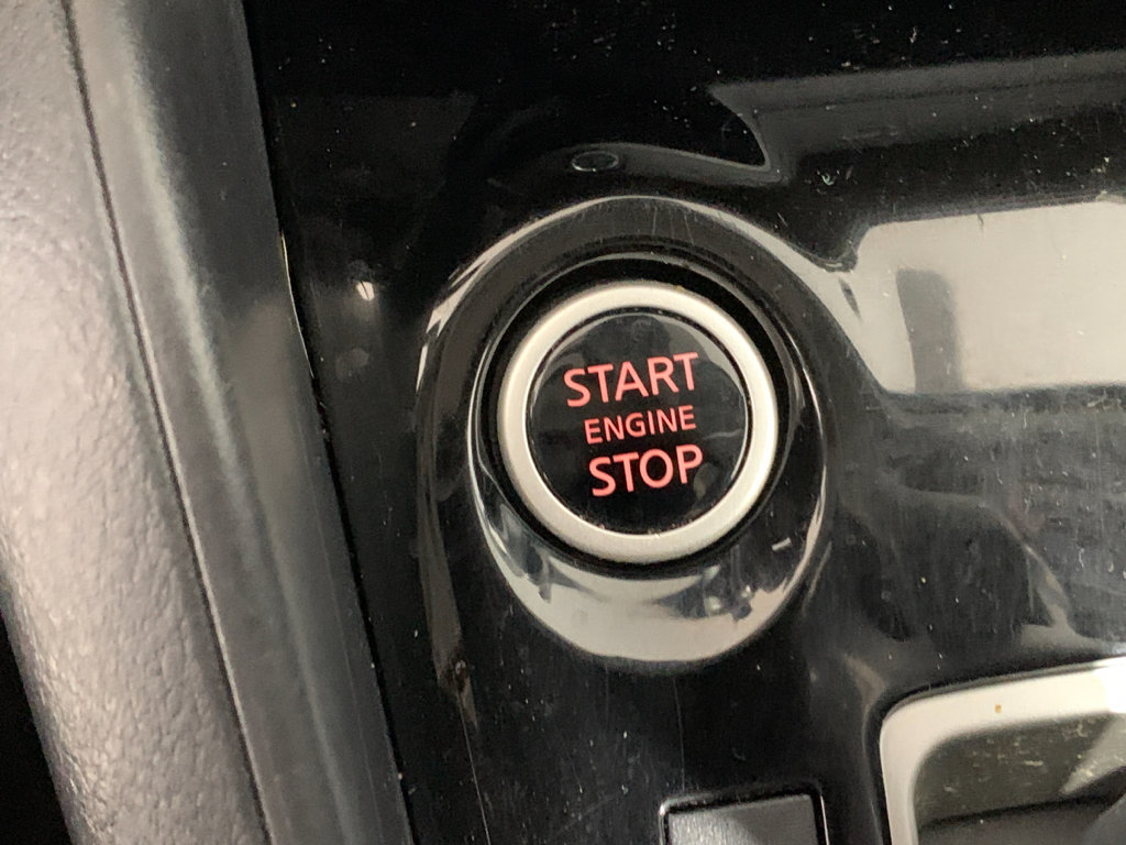 Used 2024 Nissan Versa SR w/ Trunk Package FWD image 17