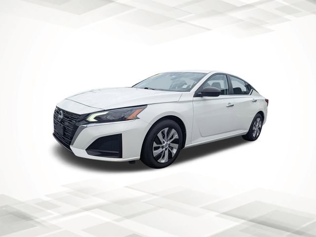 Used 2024 Nissan Altima 2.5 S image 7