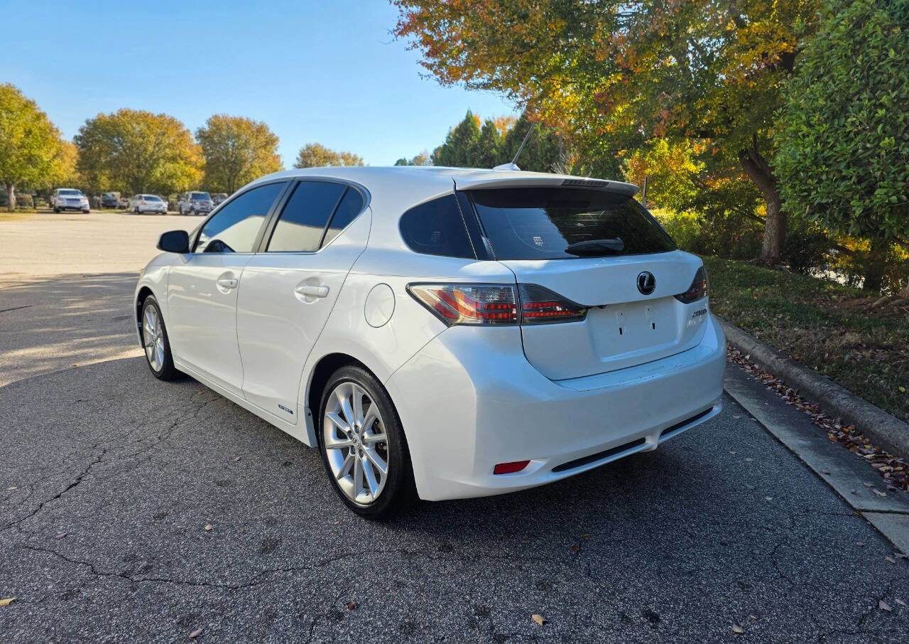 Used 2012 Lexus CT 200h Premium image 3