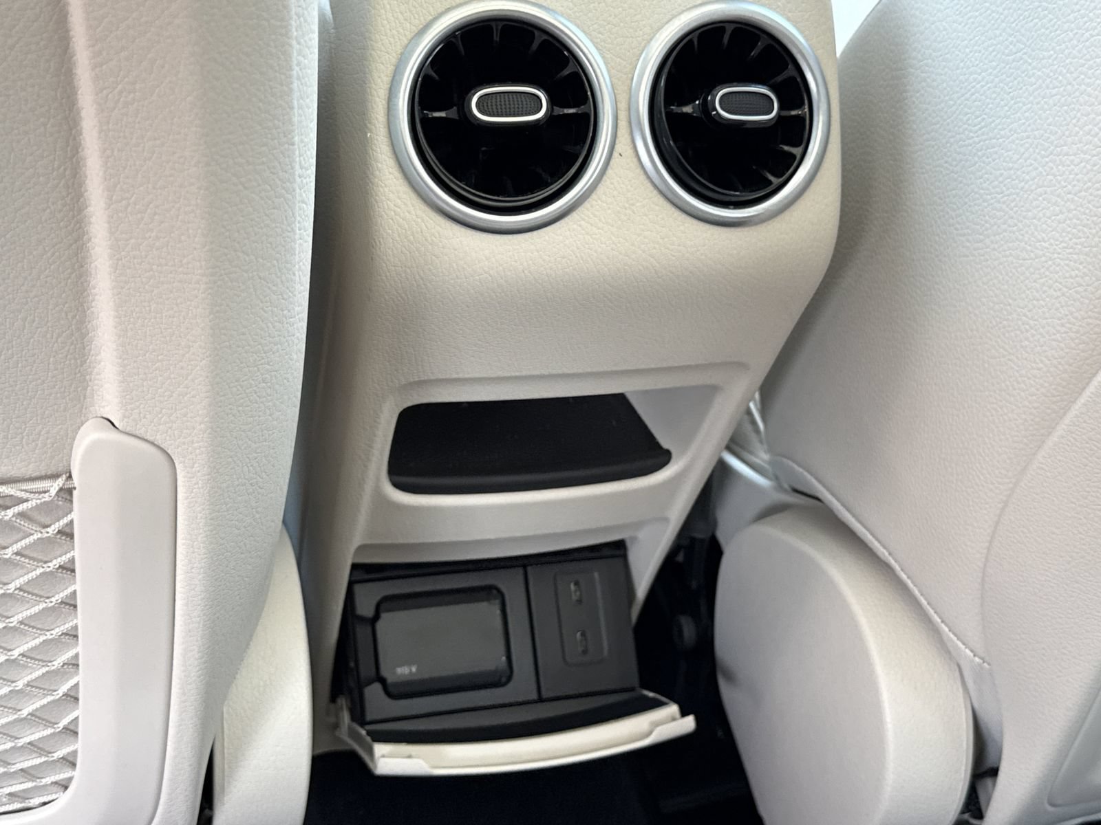 Certified 2022 Mercedes-Benz GLB 250 image 11