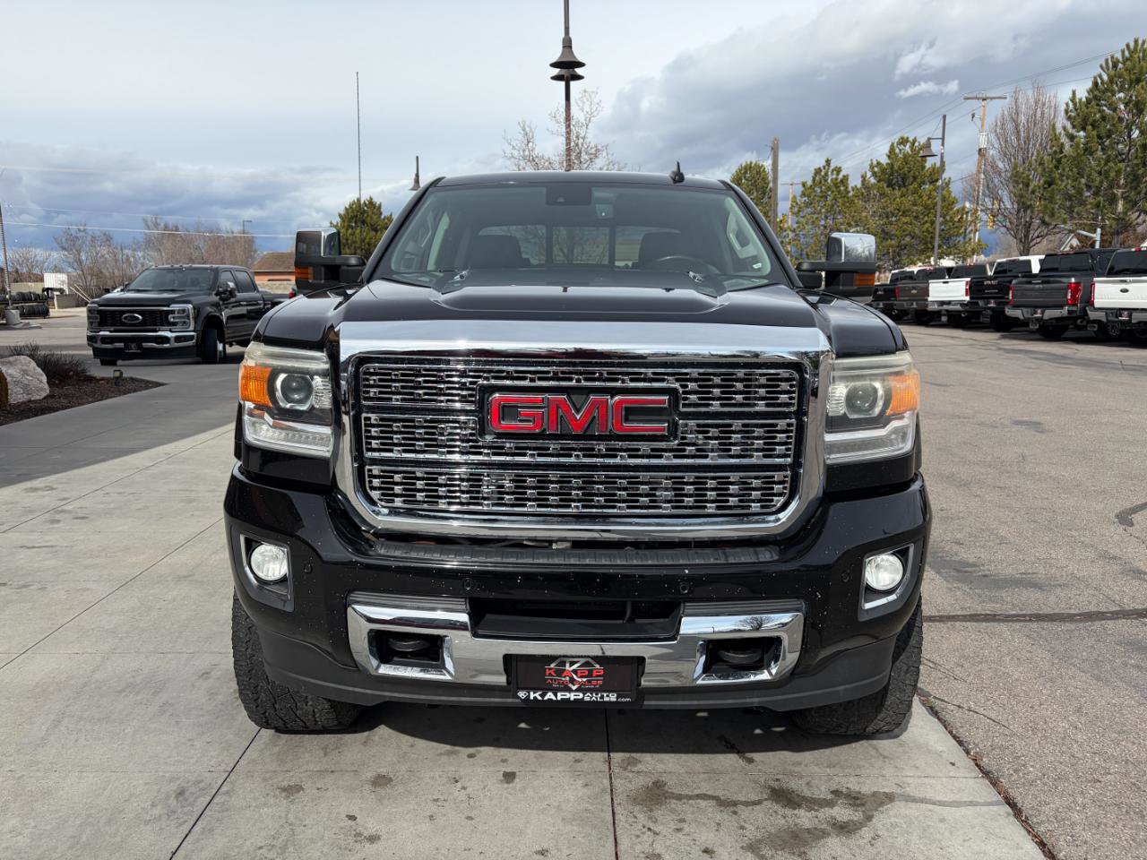 Used 2016 GMC Sierra 3500 Denali w/ Duramax Plus Package AWD/4WD image 8