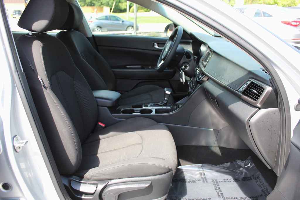 Used 2016 Kia Optima LX image 27