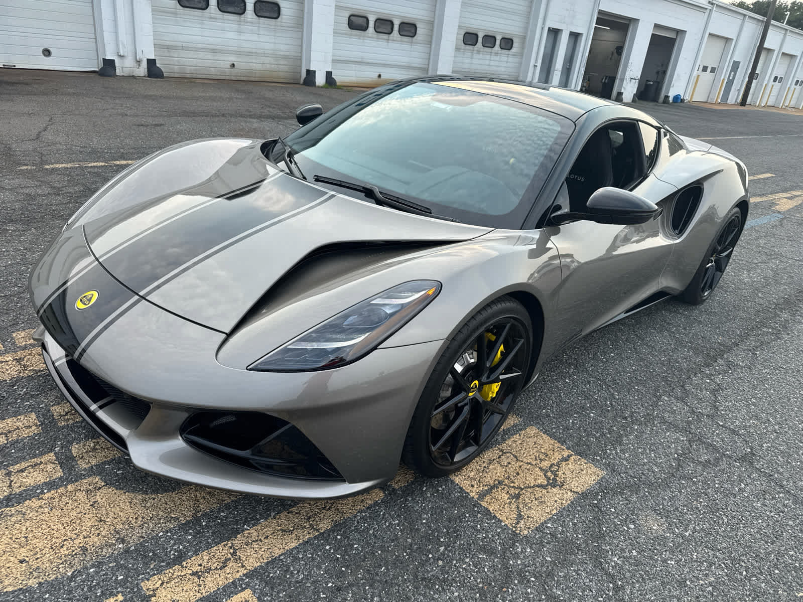 Used 2024 Lotus Emira First Edition RWD image 1