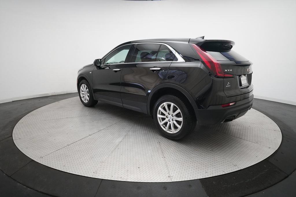 Used 2020 Cadillac XT4 Luxury w/ Cold Weather Package AWD/4WD image 32