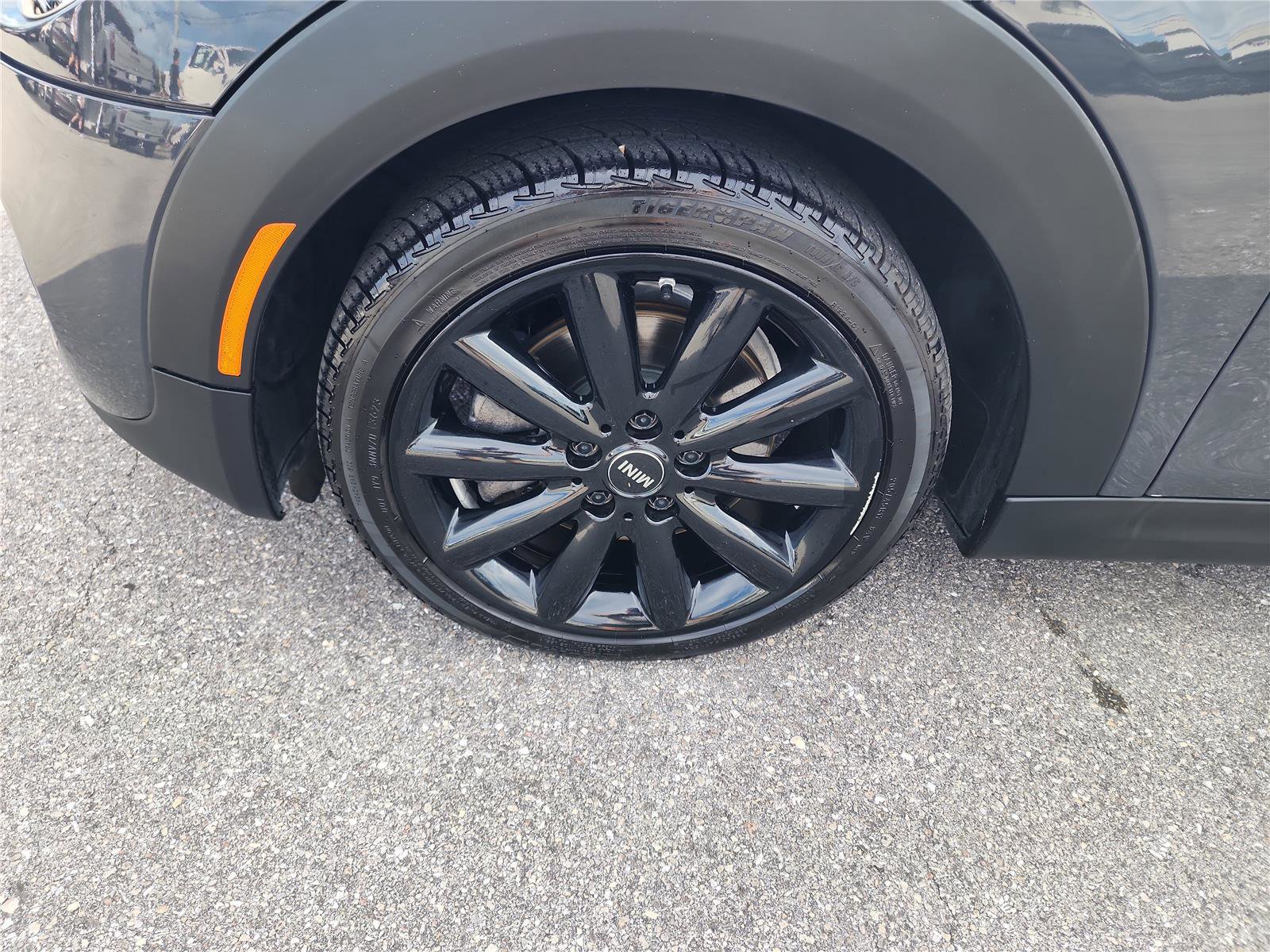 Used 2015 MINI Cooper S image 9