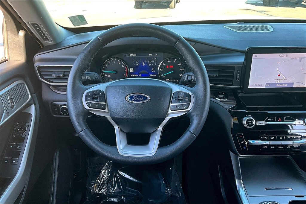 Used 2024 Ford Explorer Limited image 5