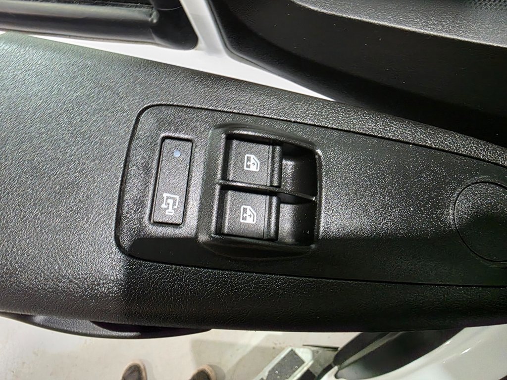 Used 2023 RAM ProMaster 2500 image 16