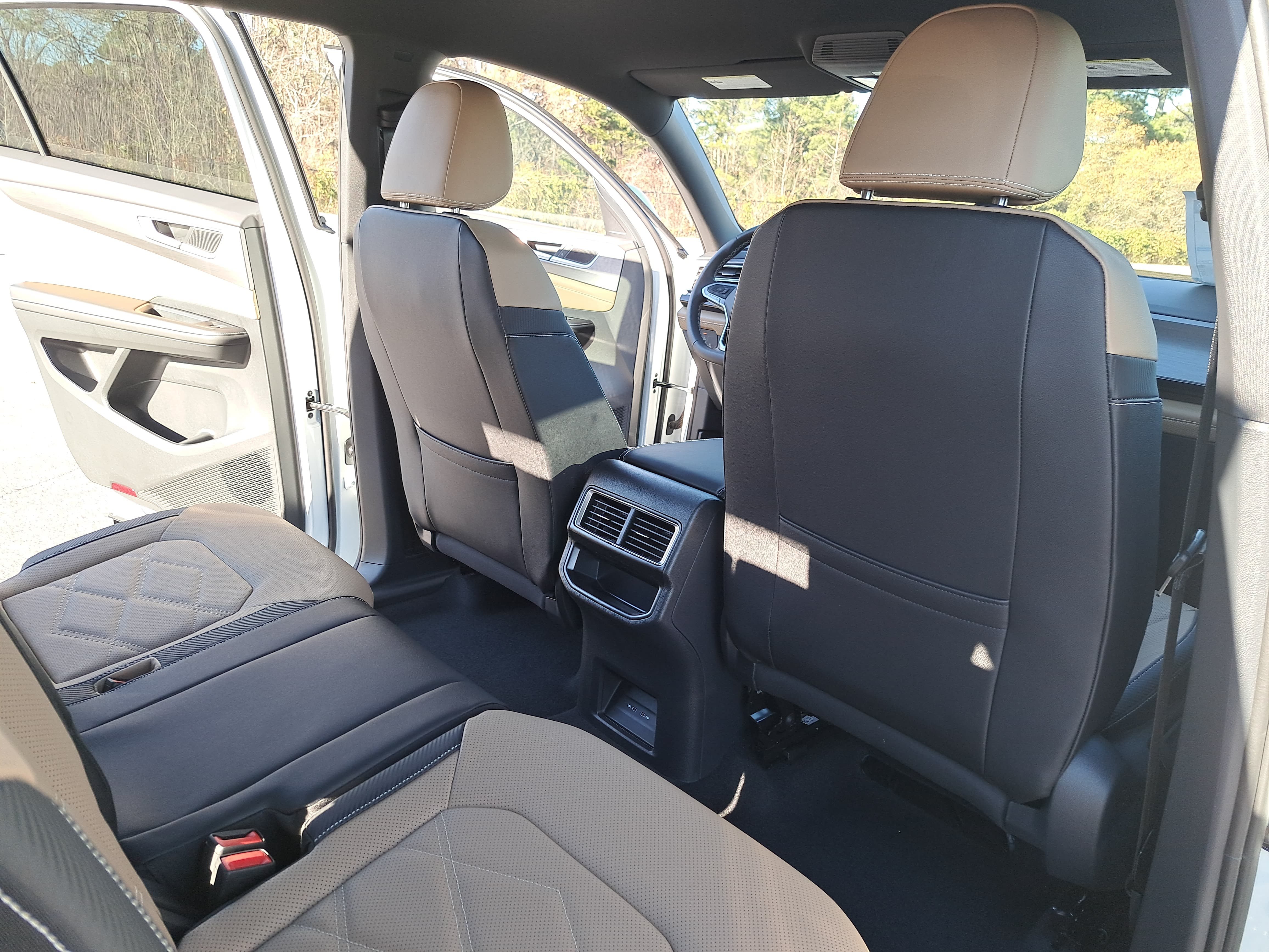 New 2026 Volkswagen Atlas Cross Sport SE AWD/4WD image 11