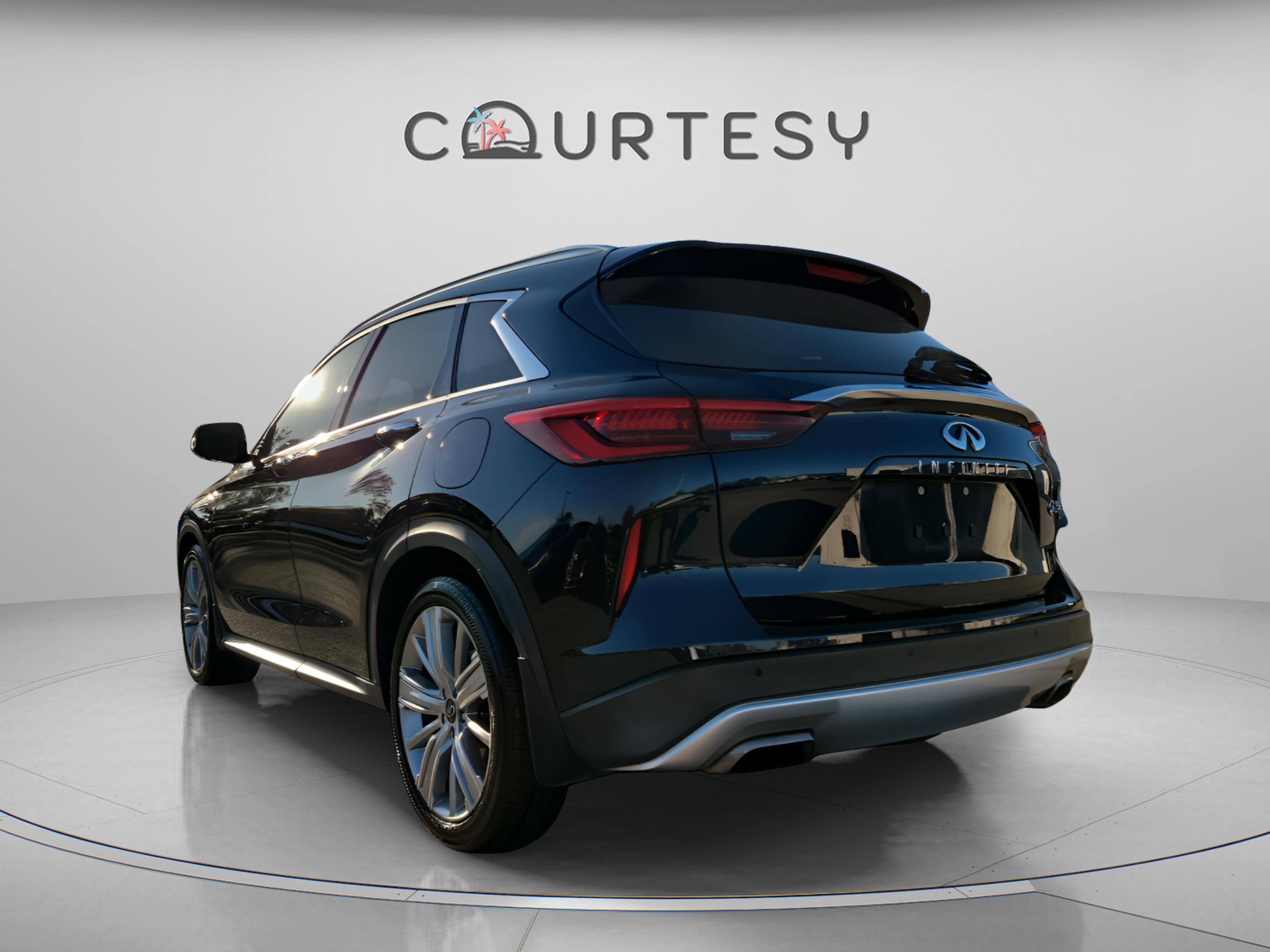 Used 2020 INFINITI QX50 Sensory w/ Proactive Package image 3