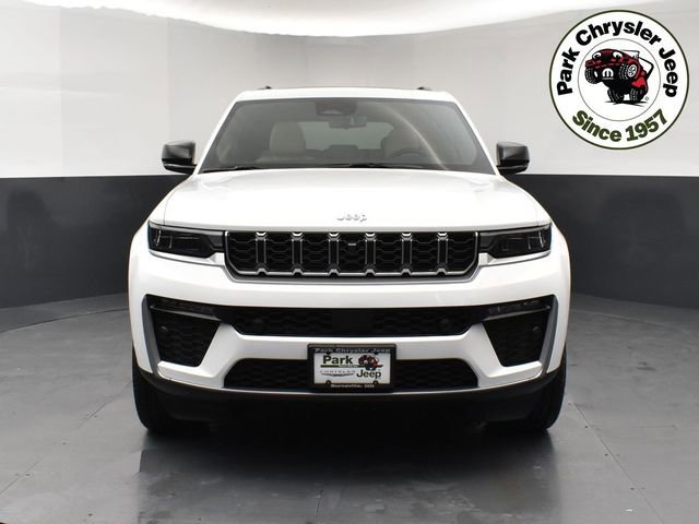 New 2026 Jeep Grand Cherokee Limited w/ Luxury Tech Group II image 5